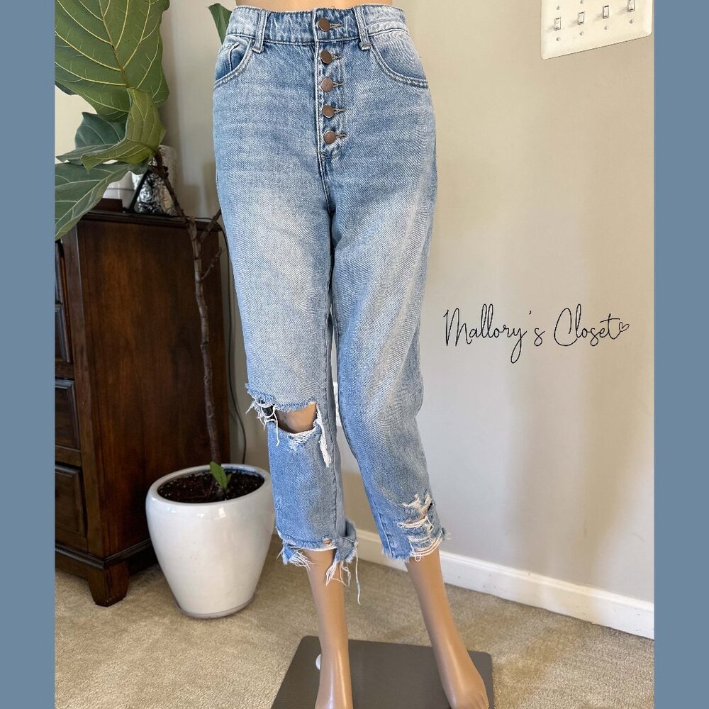 Pink Lily's Distressed Girlfriend Medium Wash Jeans - Size: 5